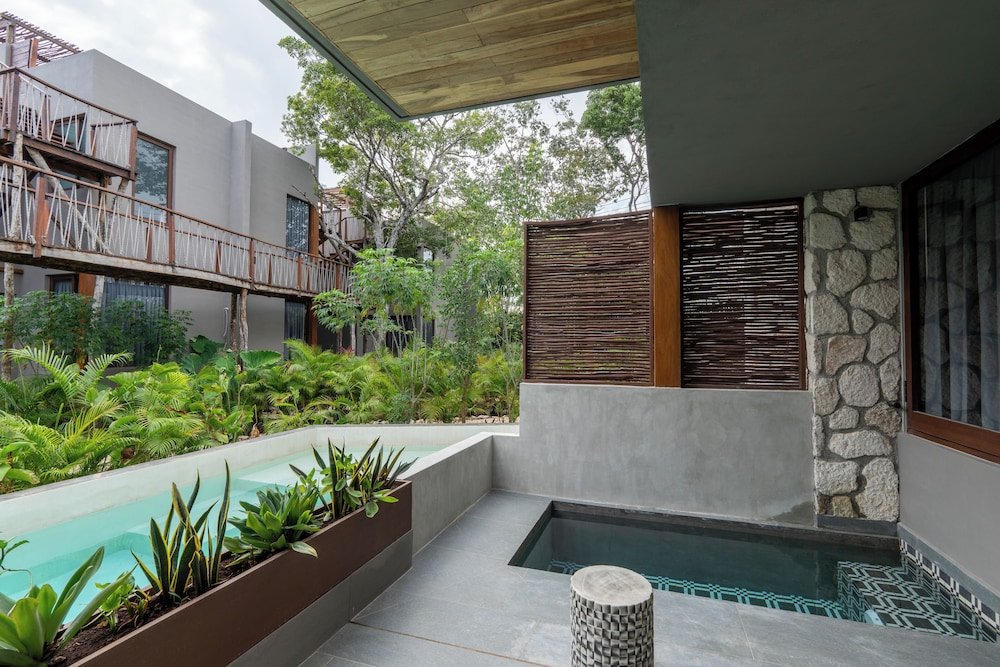 Jungle Swim Up: Selva con Acceso Directo a la Piscina — 7