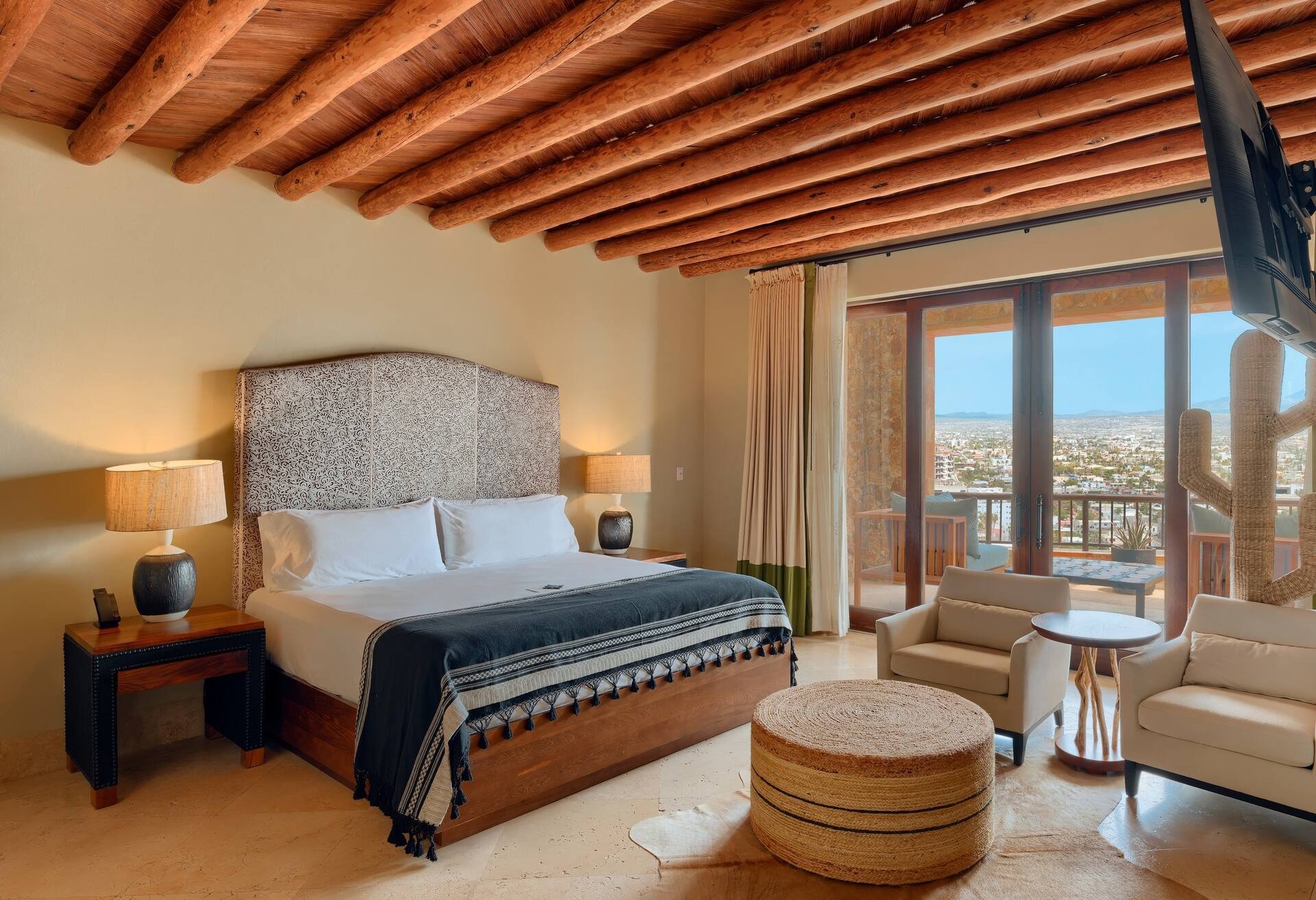 4 Bedroom Pedregal Private Home