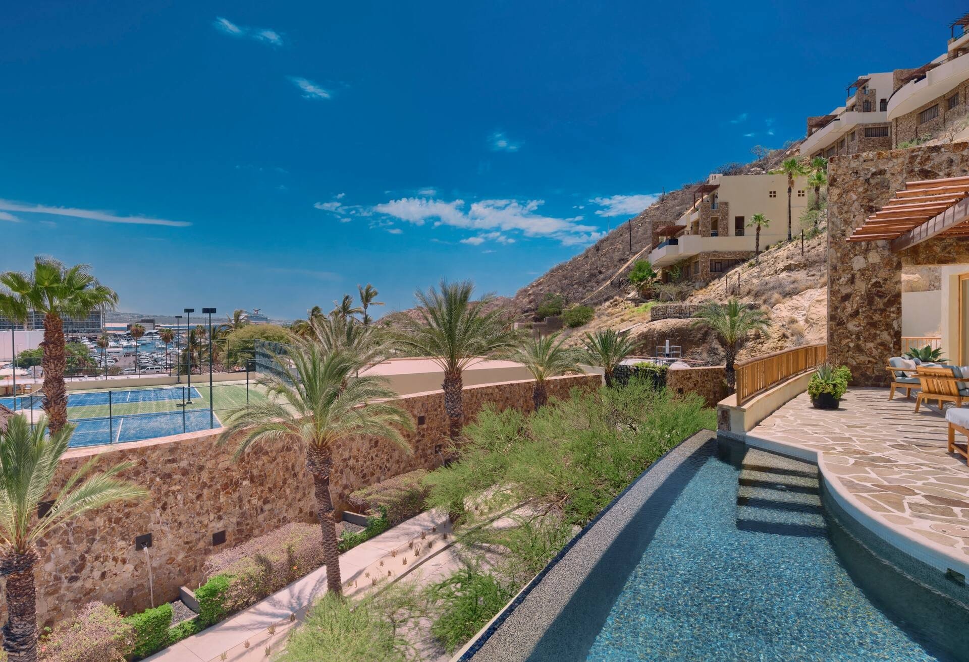 4 Bedroom Pedregal Private Home — 6
