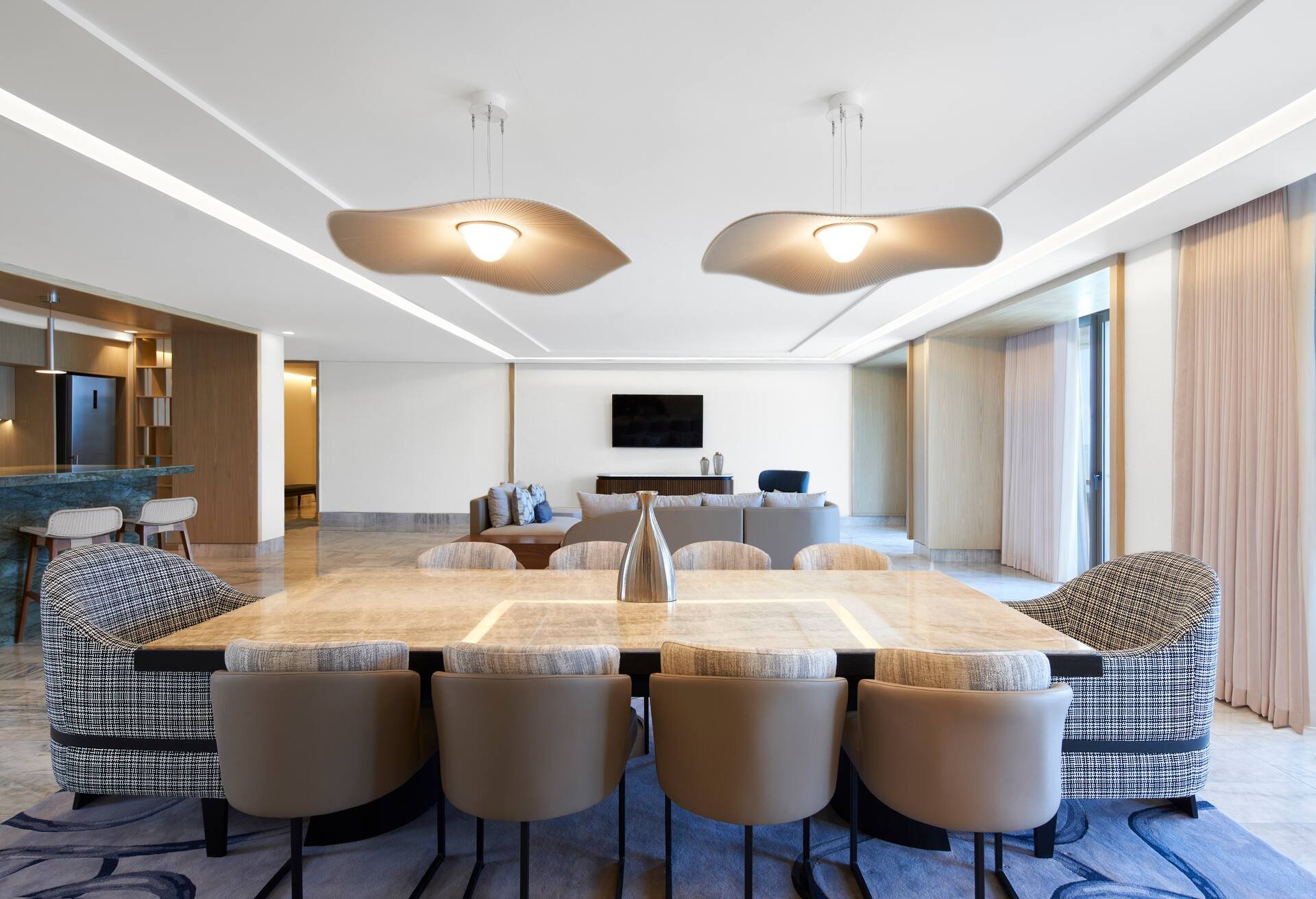 Riviera Suite - 3 Guest Rooms — 8
